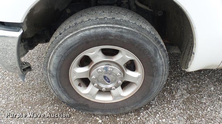 image for item DA7841 2014 Ford F250 Super Duty Crew Cab pickup truck