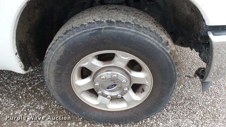 image for item DA7841 2014 Ford F250 Super Duty Crew Cab pickup truck