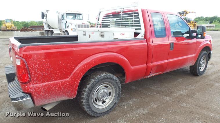 image for item DA7856 2012 Ford F250 Super Duty SuperCab pickup truck