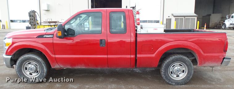 image for item DA7856 2012 Ford F250 Super Duty SuperCab pickup truck