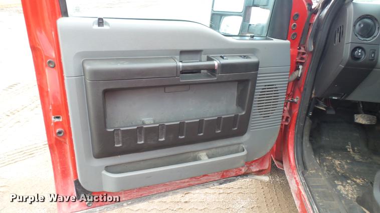 image for item DA7856 2012 Ford F250 Super Duty SuperCab pickup truck