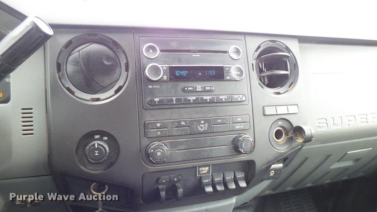 image for item DA7856 2012 Ford F250 Super Duty SuperCab pickup truck