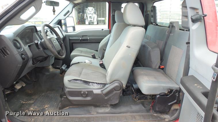 image for item DA7856 2012 Ford F250 Super Duty SuperCab pickup truck