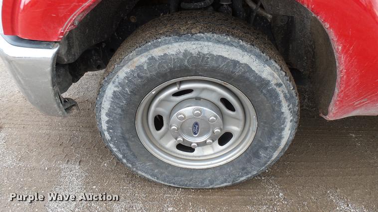 image for item DA7856 2012 Ford F250 Super Duty SuperCab pickup truck