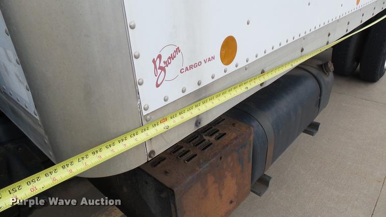 image for item DA7862 1999 GMC T6500 box truck
