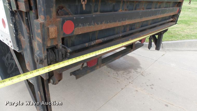 image for item DA7862 1999 GMC T6500 box truck