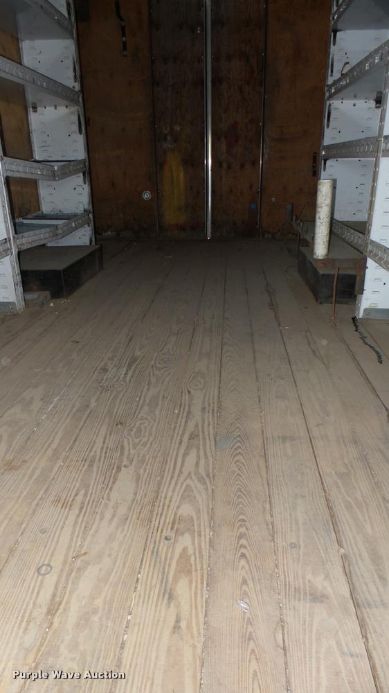 image for item DA7865 1999 Chevrolet Express 3500 Cargo box truck