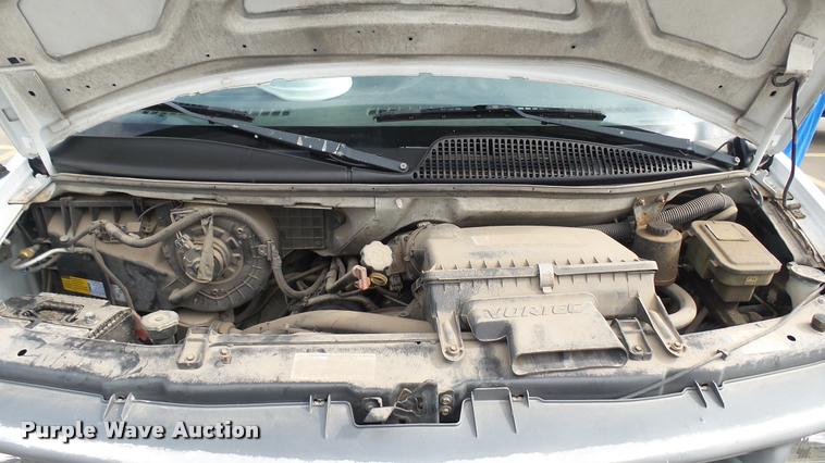 image for item DA7865 1999 Chevrolet Express 3500 Cargo box truck