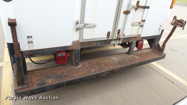 image for item DA7865 1999 Chevrolet Express 3500 Cargo box truck