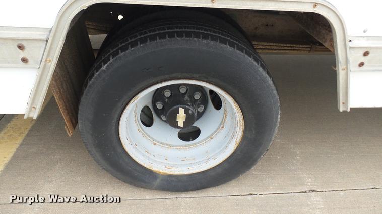 image for item DA7865 1999 Chevrolet Express 3500 Cargo box truck