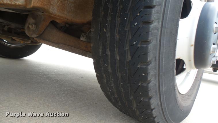 image for item DA7865 1999 Chevrolet Express 3500 Cargo box truck