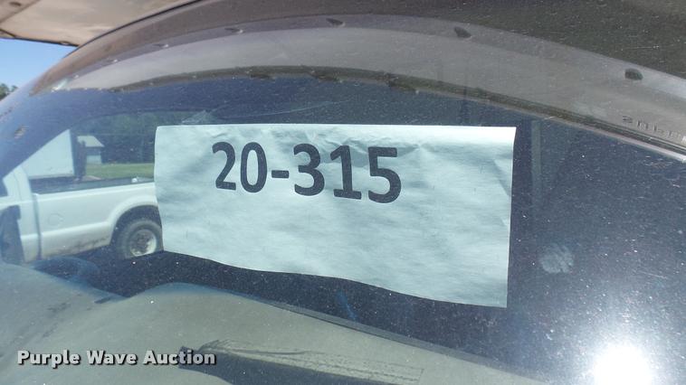 image for item DA7868 2001 Chevrolet Express G3500 box truck