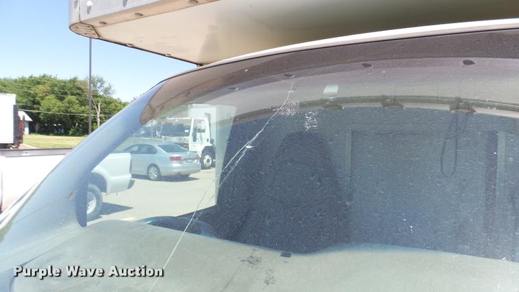 image for item DA7868 2001 Chevrolet Express G3500 box truck