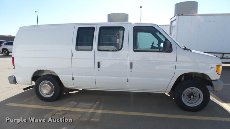 image for item DA7870 1998 Ford Econoline E250 van