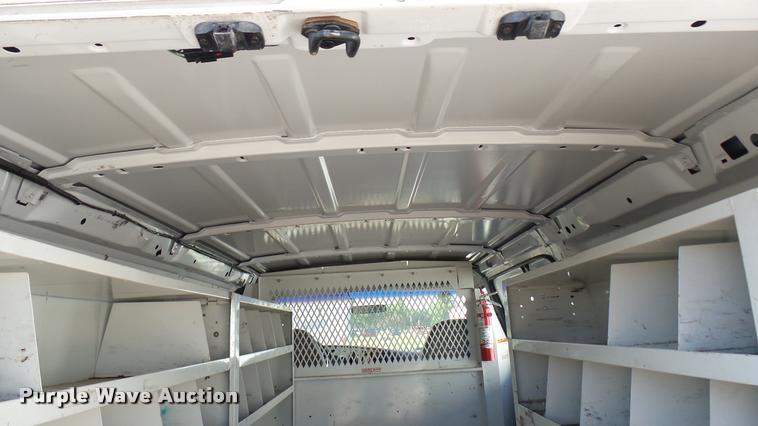 image for item DA7870 1998 Ford Econoline E250 van