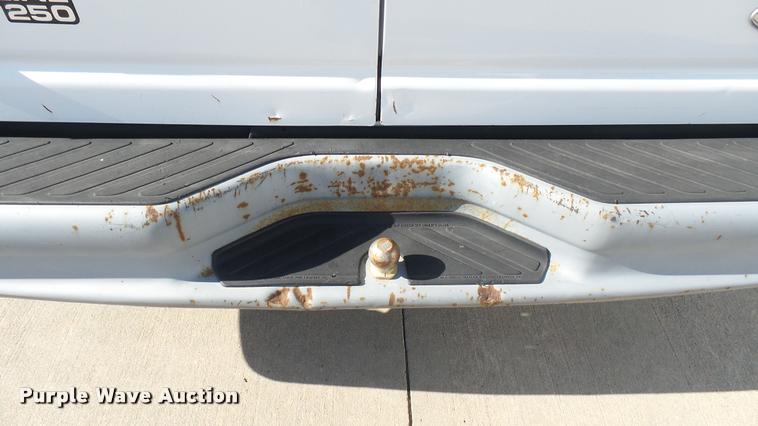 image for item DA7870 1998 Ford Econoline E250 van