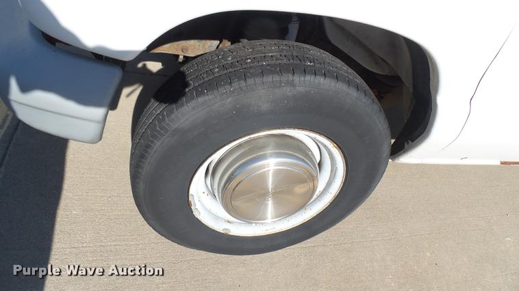 image for item DA7870 1998 Ford Econoline E250 van