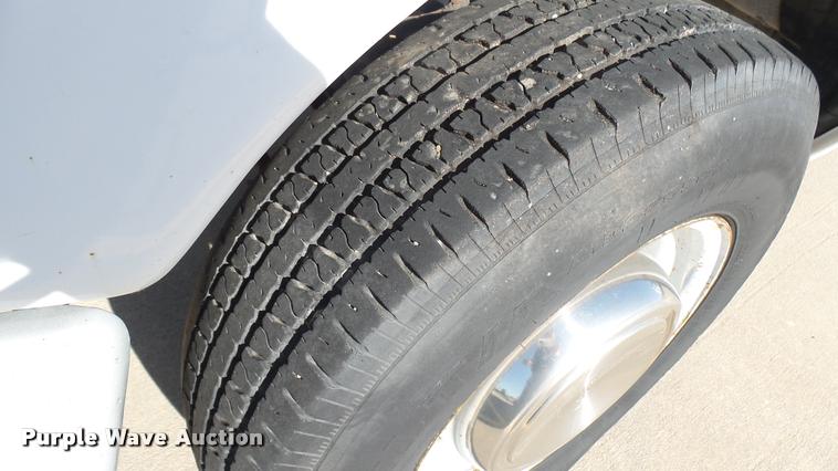 image for item DA7870 1998 Ford Econoline E250 van