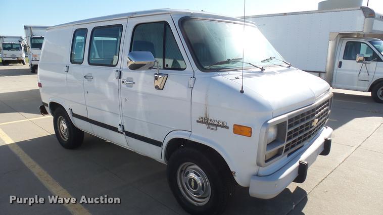 image for item DA7871 1995 Chevrolet G10 van