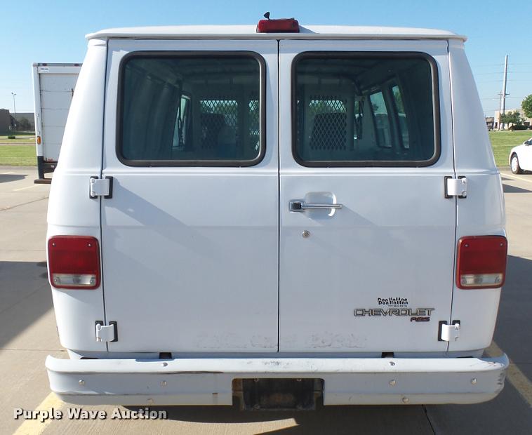 image for item DA7871 1995 Chevrolet G10 van
