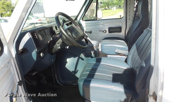 image for item DA7871 1995 Chevrolet G10 van