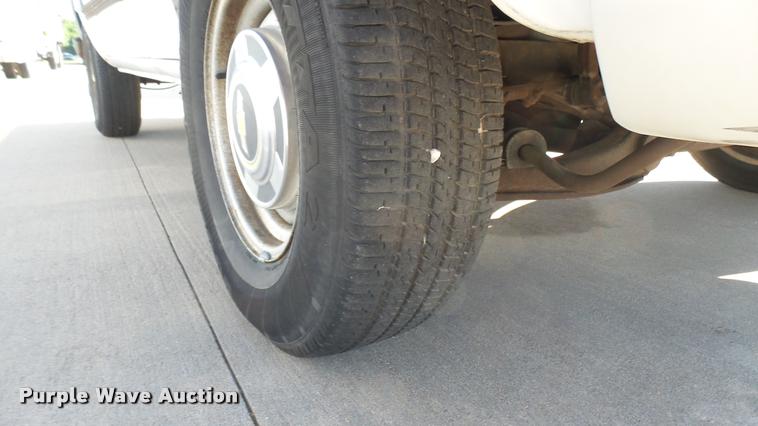 image for item DA7871 1995 Chevrolet G10 van