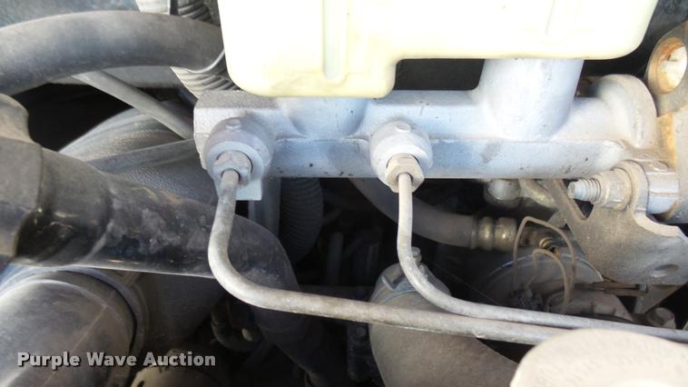 image for item DA7872 2003 Workhorse P42 delivery truck