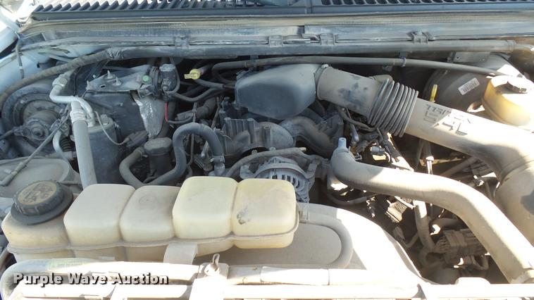 image for item DA7873 2003 Ford F250 Super Duty Crew Cab pickup truck