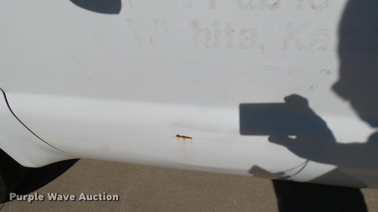 image for item DA7873 2003 Ford F250 Super Duty Crew Cab pickup truck