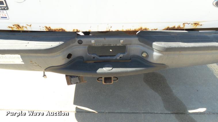 image for item DA7873 2003 Ford F250 Super Duty Crew Cab pickup truck