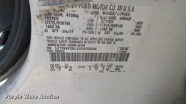 image for item DA7873 2003 Ford F250 Super Duty Crew Cab pickup truck