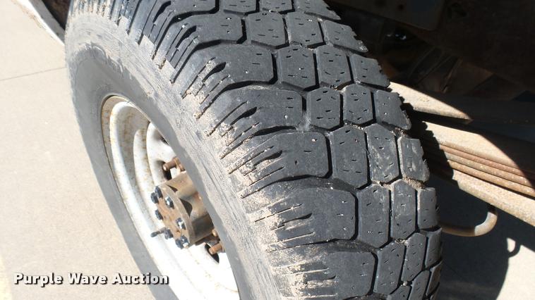 image for item DA7873 2003 Ford F250 Super Duty Crew Cab pickup truck