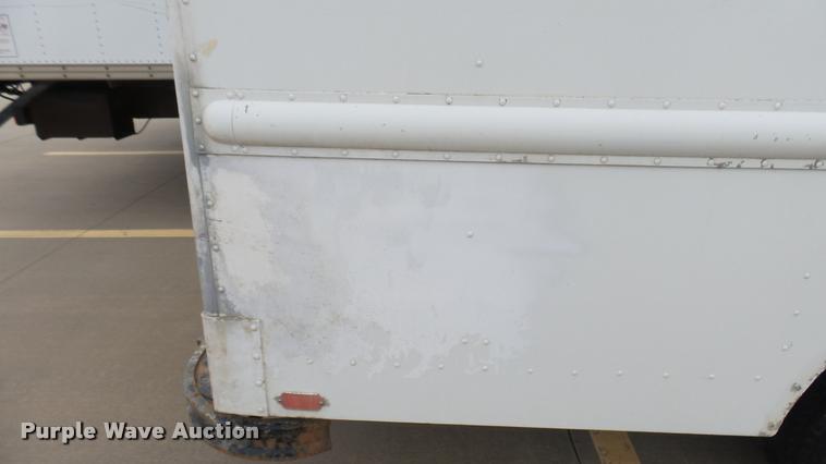 image for item DA7875 1994 Chevrolet P30 delivery truck