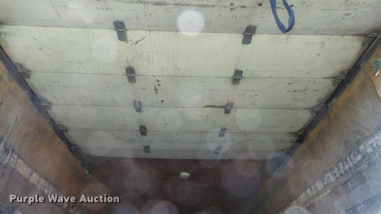 image for item DA7878 2004 Freightliner FC80 box truck