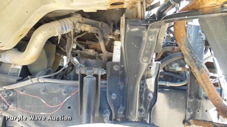 image for item DA7878 2004 Freightliner FC80 box truck