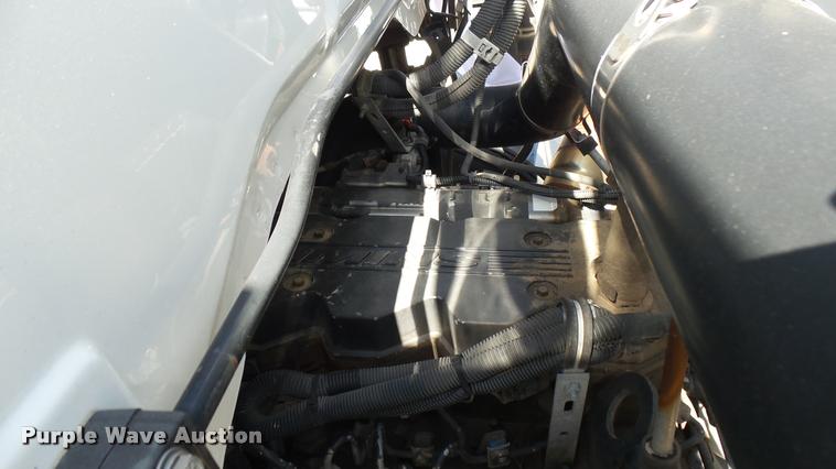 image for item DA7878 2004 Freightliner FC80 box truck