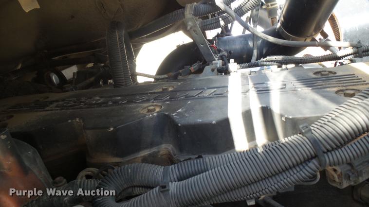 image for item DA7878 2004 Freightliner FC80 box truck