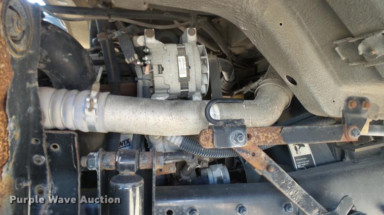 image for item DA7878 2004 Freightliner FC80 box truck