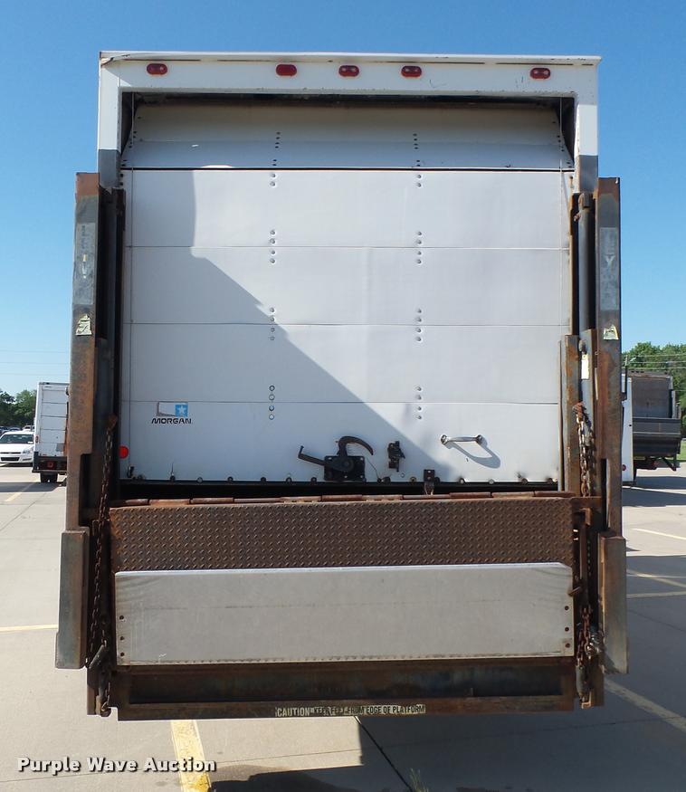 image for item DA7879 2004 Freightliner FC80 box truck
