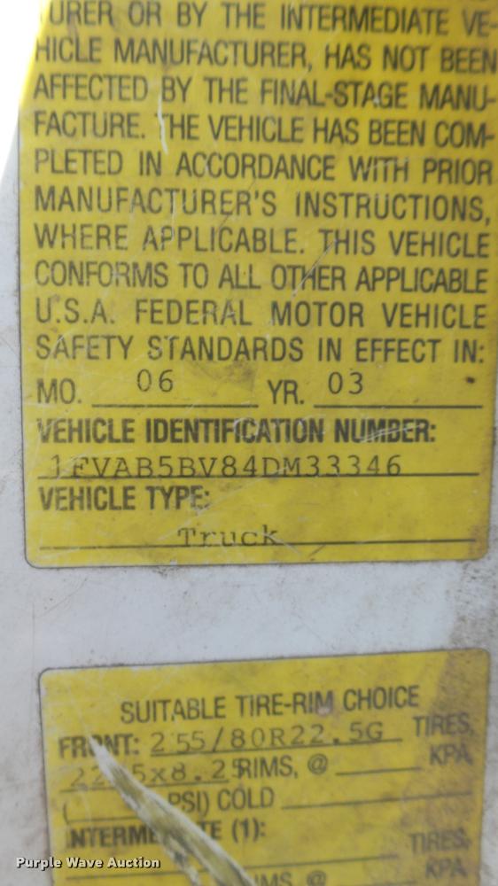 image for item DA7879 2004 Freightliner FC80 box truck