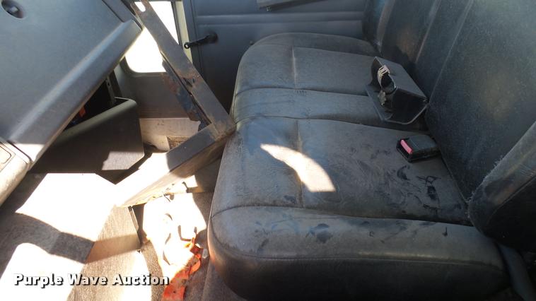 image for item DA7879 2004 Freightliner FC80 box truck