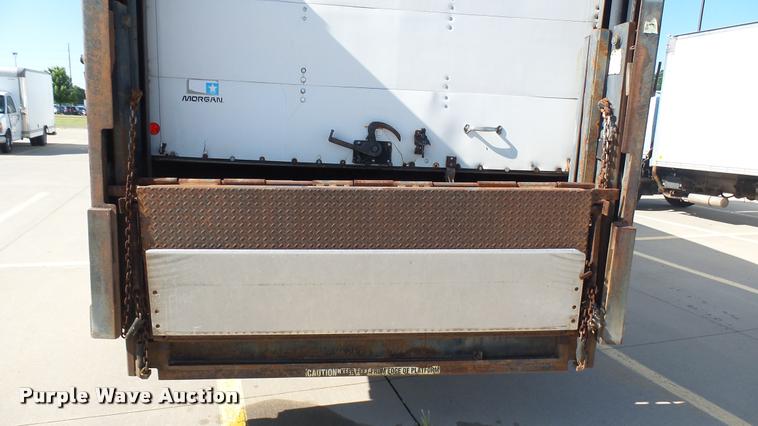 image for item DA7879 2004 Freightliner FC80 box truck