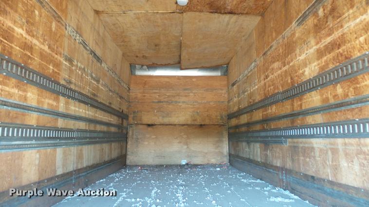 image for item DA7879 2004 Freightliner FC80 box truck