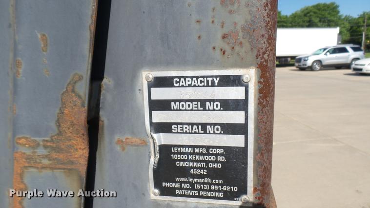 image for item DA7879 2004 Freightliner FC80 box truck