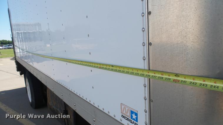 image for item DA7879 2004 Freightliner FC80 box truck