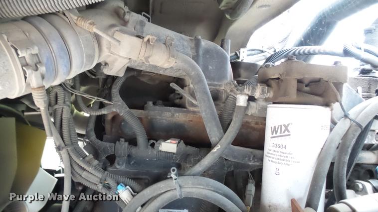 image for item DA7880 2004 Freightliner FC80 box truck