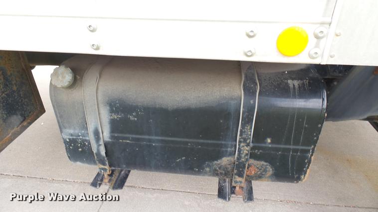 image for item DA7880 2004 Freightliner FC80 box truck