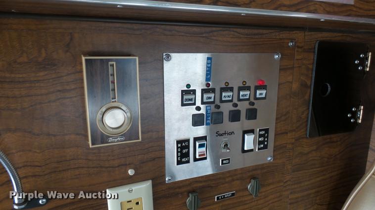 image for item DA7891 1984 Ford Econoline E350 Super Collins ambulance