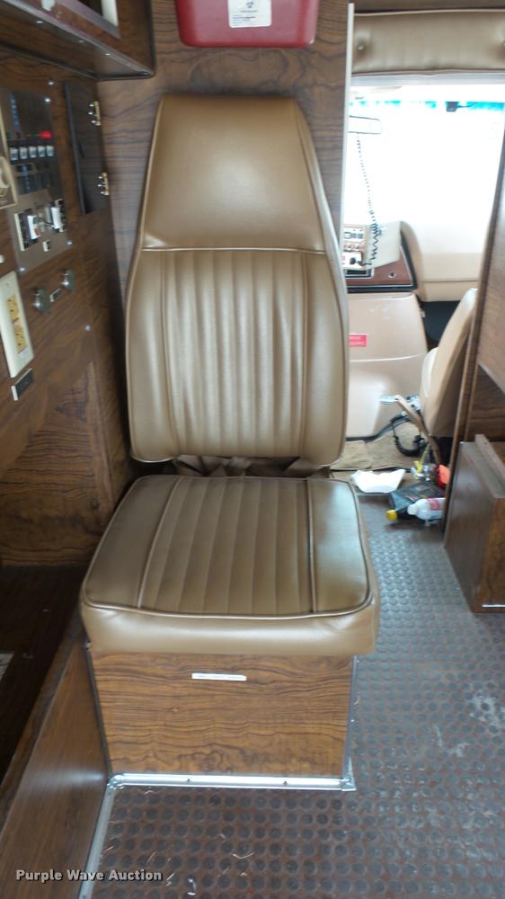 image for item DA7891 1984 Ford Econoline E350 Super Collins ambulance