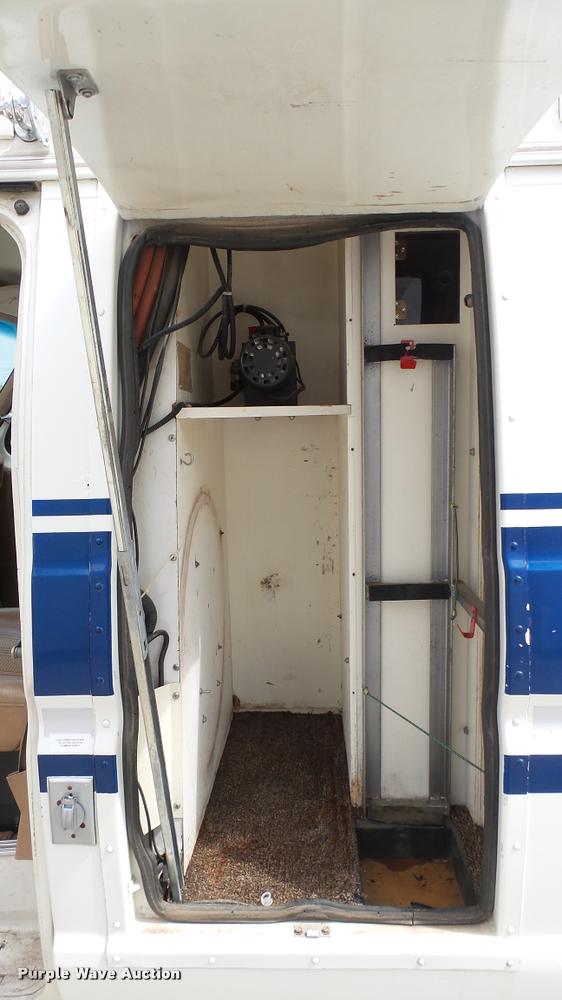 image for item DA7891 1984 Ford Econoline E350 Super Collins ambulance